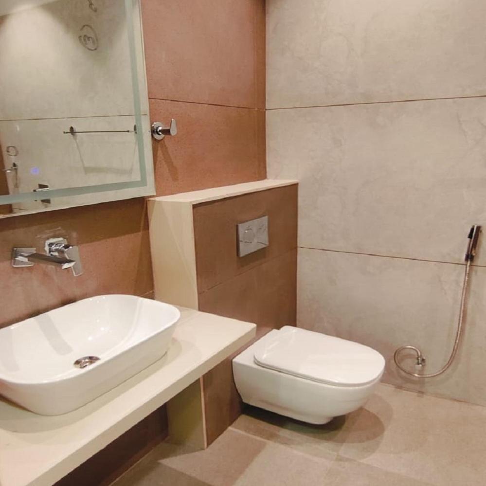 The Meera Hotel Ujjain Exterior photo